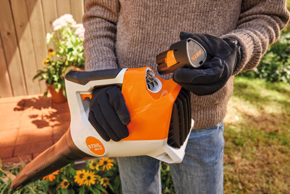 STIHL BGA 30.0 SET ACCUBLADBLAZER
