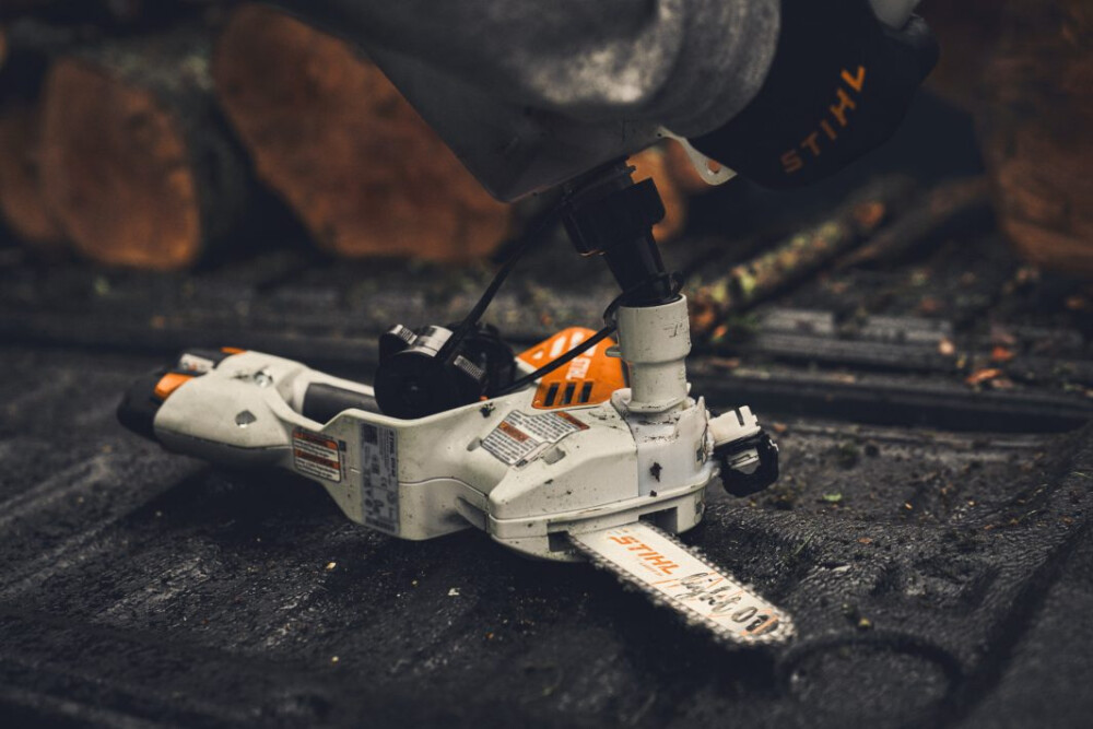 STIHL GTA 40 ACCU SNOEIZAAG SET INCL 2 ACCU'S EN LADER