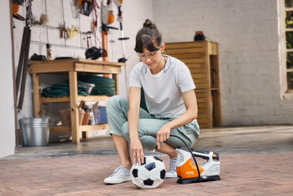 STIHL KOA 20 SET MET 1 ACCU EN 1 LADER 